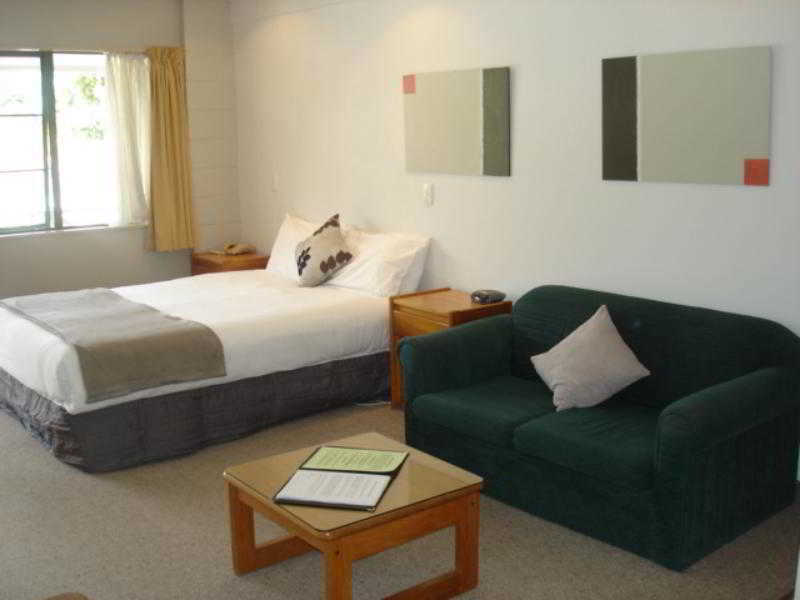 Karaka Tree Motel Таупо Экстерьер фото