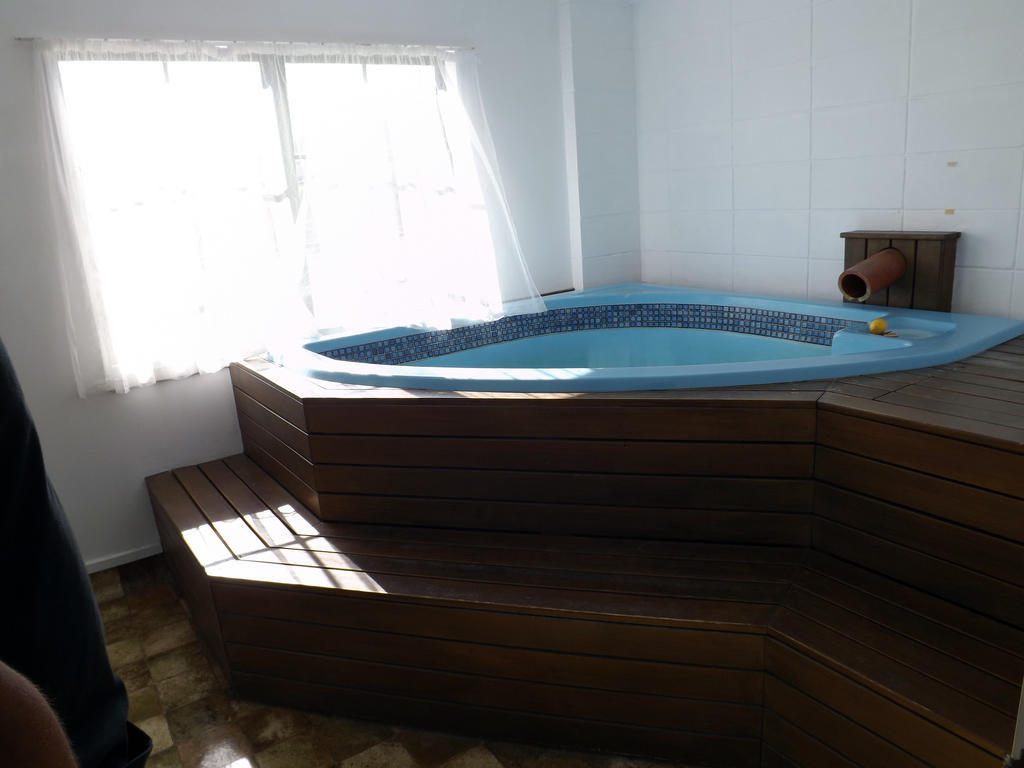 Karaka Tree Motel Таупо Экстерьер фото