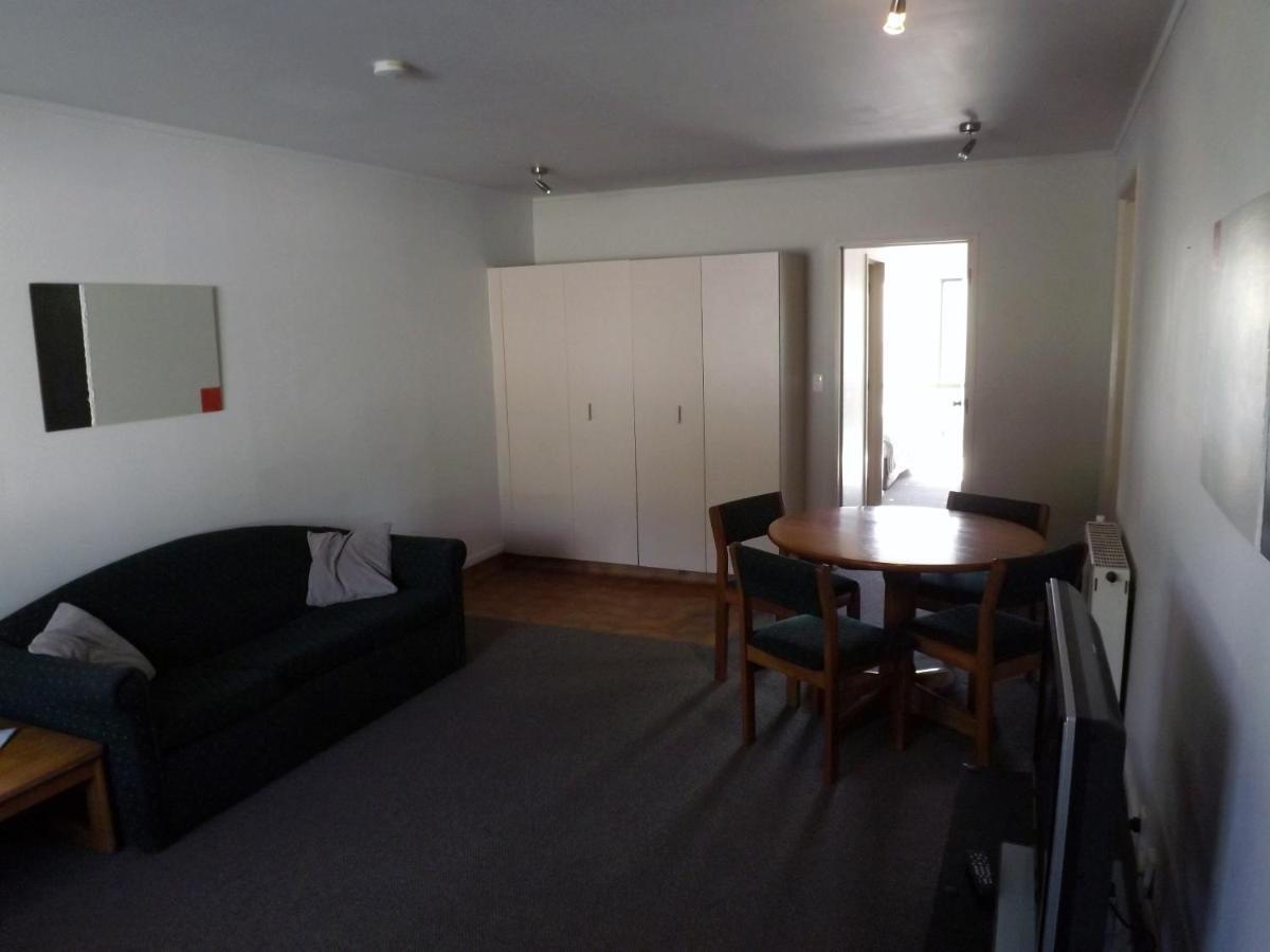 Karaka Tree Motel Таупо Экстерьер фото